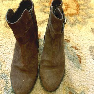 Cole Haan Brown suede booties 9